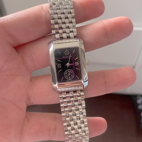 ‼️SOLD‼️Luxury Watch - Mercedes Benz - Picture 2 of 4